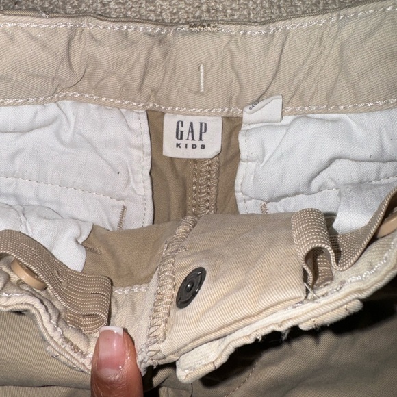 3 Shorts 5-6T Khaki Gap and Lands End - Picture 2 of 4